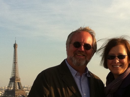 Can you guess the architect of the famous landmark to our left?