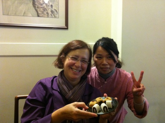 Jan with our second server at De Ya Cha Chi.