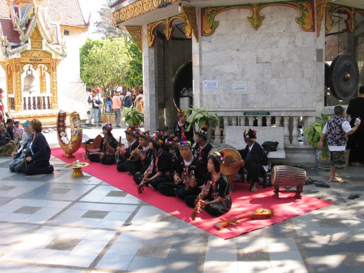 Mohori Thai musicians greet us at entrance.