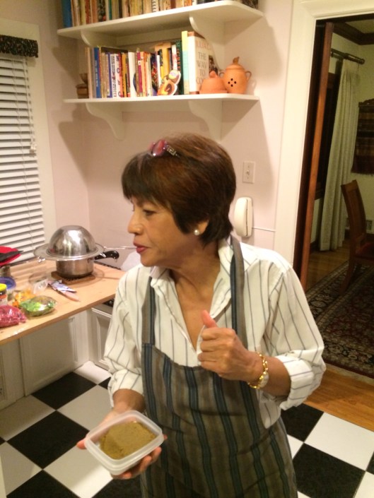 Everyone looks for a spoon.