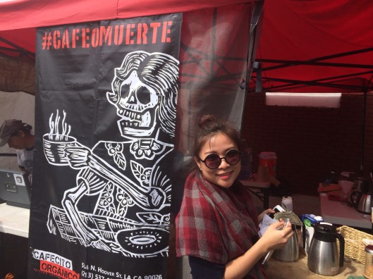 Cultures mix as Do Truong Tra My orders from Cafecito Organico.