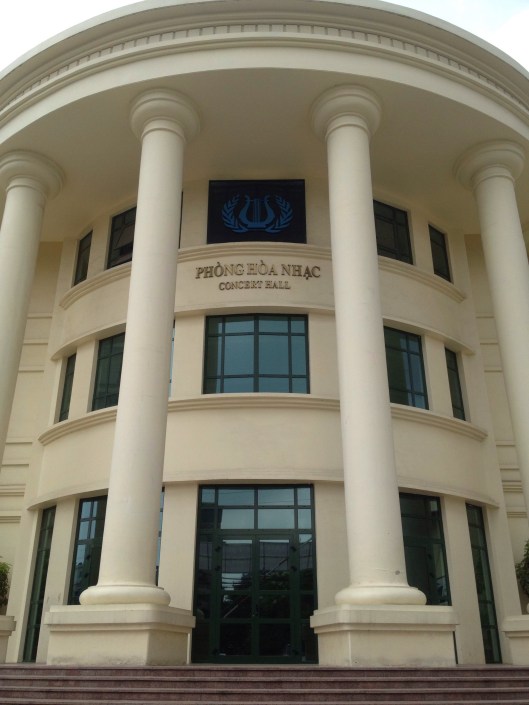 The Grand Hall of VNAM in Hanoi (photo by Vu Nhat Tan).