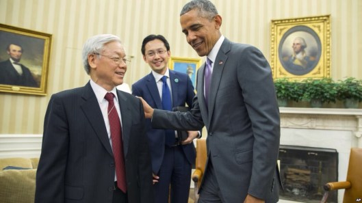 Nguyen Phu Trong with President Obama in the Oval Office this summer.