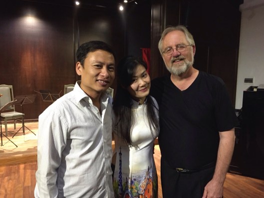 With oboist Viet Cuong and cellist Quynh Le Phan.