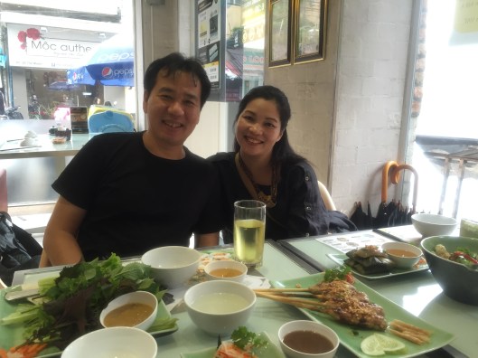 Our friends Pham Truong Son and Thran Thu Thủy at Mon Hue.