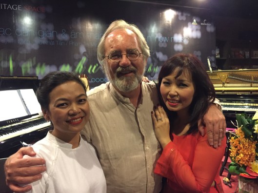 F1F4B93B-C026-400B-852A-6977FA78269D